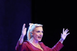 Ελεωνόρα Ζουγανέλη: Μιλά πρώτη φορά για τη σχέση της με τον Νίκο Συρίγο [βίντεο]