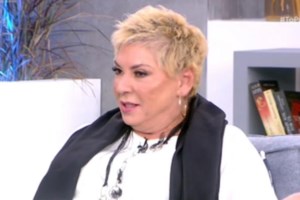 Η Δήμητρα Λιάνη για το διάσημο νεύμα του Ανδρέα Παπανδρέου: "Ήθελε να με νομιμοποιήσει στον ελληνικό λαό" - εικόνα 5