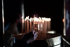 Μεγάλη Τετάρτη: Live η Ακολουθία του Νιπτήρος και του Μεγάλου Ιερού Ευχελαίου