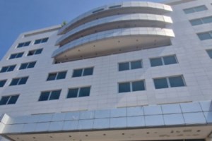 Τα ακίνητα γνωστών οικογενειών σε Γλυφάδα και Π. Ψυχικό που βγαίνουν στο "σφυρί" - εικόνα 2