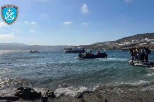 Ρέθυμνο: Δραματική διάσωση Γερμανού σέρφερ με 10 μποφόρ - Γιατί θα πληρώσει τσουχτερό πρόστιμο [βίντεο]