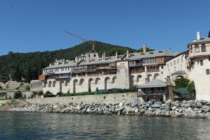 Κίνηση ανθρωπιάς: Πωλήτρια λαϊκής στου Παπάγου βρήκε 5.000 ευρώ και τα παρέδωσε στην Αστυνομία