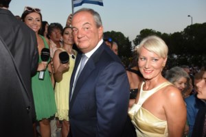 Καραμανλής - Παζαΐτη: Τα δίδυμα πέρασαν στο Πανεπιστήμιο - Η ανάρτηση της Ακρίτα