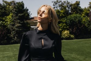 Δούκισσα Νομικού: Μπήκε στην κουζίνα με τα παιδιά της και έφτιαξαν κουλουράκια [βίντεο]