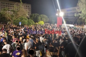 Κορονοπάρτι ΑΠΘ: Μεθυσμένοι νεαροί με μπουλντόζα συνέθλιψαν το πόδι του φίλου τους- "Σταμάτησαν όταν τον άκουσαν να ουρλιάζει"