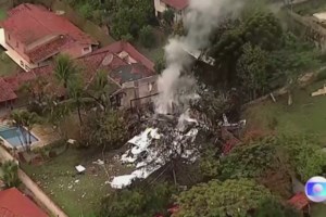 Βραζιλία: Οι δέκα άνθρωποι που περίμεναν σε άλλη πύλη την πτήση - Ευτυχώς δεν επιβιβάστηκαν ποτέ [βίντεο]