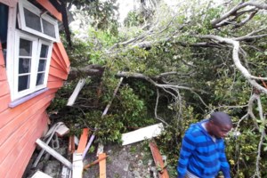 Κατάρρευση πολυκατοικίας στη Φλόριντα: Κατεδαφίστηκε το τμήμα του κτιρίου που παρέμενε όρθιο