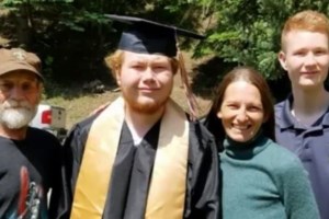 ΗΠΑ: Τέσσερις νεκροί και δεκάδες τραυματίες από ανεμοστρόβιλο στο Τέξας - εικόνα 2