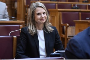 Νάντια Γιαννακοπούλου για την προεδρία του ΠΑΣΟΚ: Δεν θα αποσυρθώ, θα το πάω μέχρι τέλους- Θέλω να είμαι στον δεύτερο γύρο - εικόνα 2