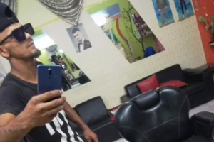 Καταδίωξη στο Πέραμα: Κηδεύτηκε ο 20χρονος Ρομά, Νίκος Σαμπάνης [εικόνες] - εικόνα 4