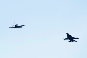 28η Οκτωβρίου: Το αμερικανικό πολεμικό "θηρίο" USNS YUMA στο λιμάνι της Θεσσαλονίκης [βίντεο]