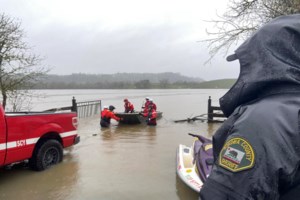 Αγωνία για τον ηθοποιό Τζούλιαν Σαντς: Αγνοείται στα βουνά της Καλιφόρνια - Πρωταγωνιστής της ταινίας "Δωμάτιο με θέα"