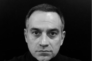 Κατερίνα Καραβάτου: Η πρώτη αντίδραση μετά το τηλεοπτικό "διαζύγιο" με τον Κρατερό Κατσούλη [βίντεο]