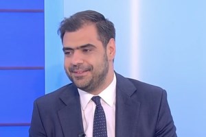 Μαρινάκης για προανακριτική Καραμανλή: Πρώτη φορά κυβερνητική πλειοψηφία στέλνει υπουργό της στον φυσικό δικαστή