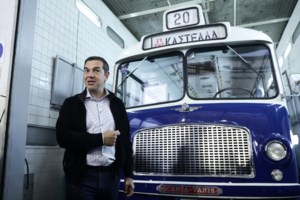 Ηλιόπουλος: Bατερλό Μητσοτάκη η συνέντευξη - Ποιον κοροϊδεύει;