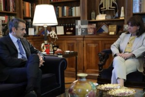 Φούλ επίθεση Τσίπρα στην κυβέρνηση για κλιματικό νόμο και ακρίβεια- Επιχειρήματα από τα τρόλ του διαδικτύου απαντά η κυβέρνηση