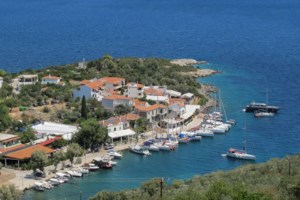 Σε κατάσταση έκτακτης ανάγκης κηρύχθηκε η Σκιάθος λόγω της κακοκαιρίας [εικόνες+βίντεο] - εικόνα 2