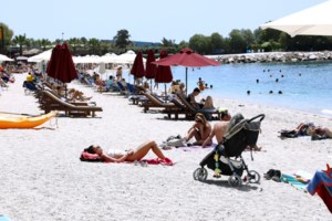 Χαλάει ο καιρός την Κυριακή: Βροχές και καταιγίδες ακόμα και στην Αττική - Πτώση της θερμοκρασίας και ισχυροί άνεμοι [Βίντεο]