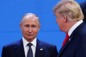 Τραμπ: Τα δυο πυρηνικά υποβρύχια βρίσκονται "στην κατάλληλη περιοχή" κοντά στην Ρωσία - Μετά την κόντρα με τον Μεντβέντεφ