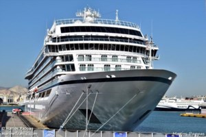 Εσωσε γυναίκα που πνιγόταν από το φαγητό - Η λαβή που της έκανε ο αθλητής στα Χανιά [βίντεο]