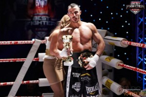 Μαφιόζικη δολοφονία στο Γαλάτσι: Αυτός είναι ο πυγμάχος που σκότωσαν - "Ανιψιός" του δολοφονημένου "Κεφάλα" [Εικόνες] - εικόνα 4