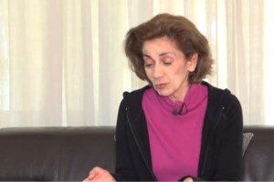 Αποκαλυπτική η Βελίκα Καραβάλτσιου: "Μου έχει ανοίξει πόρτες η παρουσία μου - Αγχώνομαι μόνο αν βγω έξω στα ρεπορτάζ"