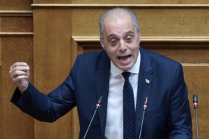 Το ΕΣΡ καλεί σε ακρόαση τρεις τράπερς και τις δισκογραφικές εταιρείες τους - Για ποιους πρόκειται