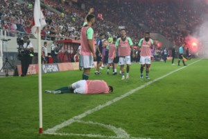 Συναγερμός στην ΕΛ.ΑΣ για οπαδική σύρραξη στο "Ελ. Βενιζέλος" - Αναχωρούν Ολυμπιακοί, Παναθηναϊκοί- Ερχονται Μασσαλοί - εικόνα 4