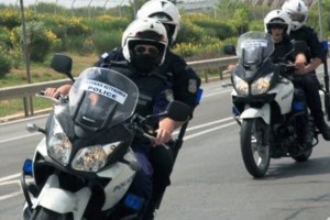 Παλαιό Φάληρο: Συνελήφθη 16χρονος με κλεμμένο αυτοκίνητο – Αναζητείται συνεργός του