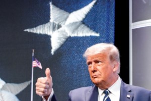 Καταπέλτης για τον Τραμπ η αδελφή του: Είναι άσπλαχνος και ψεύτης (ηχητικό)