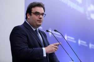 Πιερρακάκης στο Capital: Ισχυρές αρμοδιότητες στους διευθυντές των σχολείων - Έρχονται οι επαγγελματικές ακαδημίες