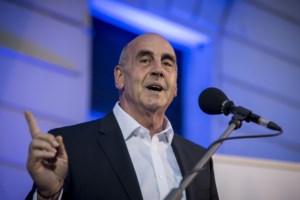 Στην Αθήνα η Λάουρα Κοβέσι - Συναντήθηκε με τον Φλωρίδη στο υπουργείο Δικαιοσύνης [βίντεο] - εικόνα 2