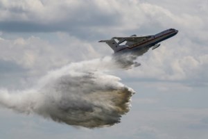 Χαλκιδική: Κάηκε σπίτι στη Βεργιά από φωτιά σε ξερά χόρτα και σκουπίδια