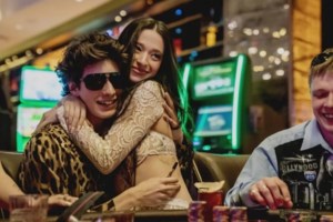 Χρυσές Σφαίρες: Αντίστροφη μέτρηση για τη λαμπερή 82η τελετή απονομής των βραβείων – Οι υποψηφιότητες και τα φαβορί