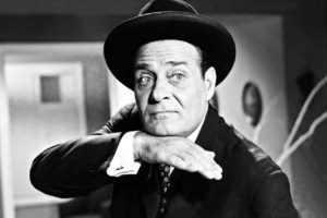 Τζένη Καρέζη: Σπάνιες φωτό από τη δεξίωση του γάμου με τον Χατζηφωτίου - Μία καλλονή, με πέρλες και τσιγάρο στο χέρι - εικόνα 7