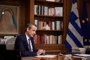 Μυστική συνάντηση Μητσοτάκη - Ιερώνυμου: Δεν έγινε για τα ομόφυλα ζευγάρια, λένε στο Μαξίμου