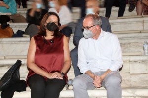 Μήνυμα Κεραμέως για την έναρξη της σχολικής χρονιάς: Εμβολιαζόμαστε, φοράμε μάσκες, τηρούμε τα μέτρα