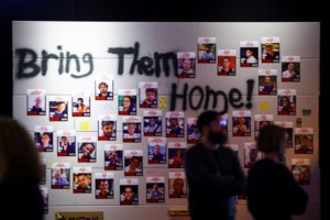 Δάκρυα χαράς στο Τελ Αβίβ μετά τη συμφωνία με τη Χαμάς για το τέλος του πολέμου - Στις 12 το μεσημέρι η υπογραφή - εικόνα 7