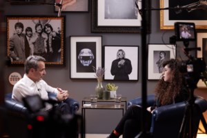 Μητσοτάκης: "Με την Νεφέλη Μεγκ κάναμε μία όμορφη και ζωντανή συζήτηση" - Το tweet του πρωθυπουργού για την Youtuber