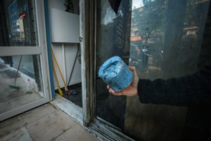 Θεσσαλονίκη: Έκρηξη σε διαμέρισμα - Το σπίτι διαλύθηκε, αλλά ο άνθρωπος βγήκε ζωντανός