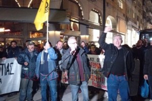 Κλιμακώνουν οι αγρότες: Απέκλεισαν την εθνική στα Μάλγαρα - Στη Λάρισα με τα τρακτέρ την Παρασκευή - εικόνα 2