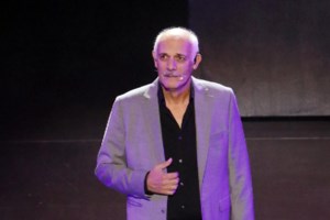 Μητσοτάκης για καλλιτέχνες: Εξαιρούνται από το ΑΣΕΠ και πληρώνονται με άλλον τρόπο