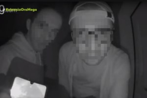 Παλαιό Φαληρο: Χειροπέδες σε έναν από τους διαρρήκτες που τσέκαραν διαμερίσματα σε πολυκατοικία [Βίντεο]