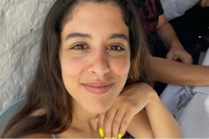 Η Μαρίνα Σάττι τόλμησε μία τεράστια αλλαγή στα μαλλιά της: "Είμαι ακόμη ζωντανή και μου λείπετε" - Δείτε εικόνα