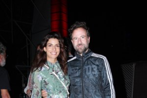 Κωστής Μαραβέγιας - Τόνια Σωτηροπούλου: Παντρεύτηκε το ζευγάρι - Ο μυστικός γάμος στην Ύδρα [Εικόνες] - εικόνα 3