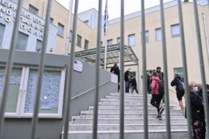 Φλώρινα: Συνελήφθη ζευγάρι με 29 όπλα, 72 κιλά πυρίτιδα και χιλιάδες σφαίρες - Ερευνα από ΕΥΠ και αντιτρομοκρατική - εικόνα 5