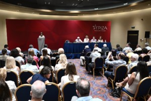 Τσακαλώτος: Ο ΣΥΡΙΖΑ πρέπει να αποκτήσει μια ξεκάθαρη ταυτότητα