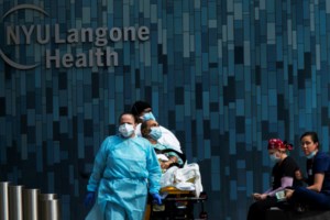 Μπάιντεν: Προειδοποίηση για αύξηση θανάτων αν δεν συνεργαστεί ο Τραμπ στη μετάβαση της εξουσίας