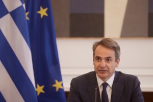 Μίκης Θεοδωράκης: Το μοναδικό αντίο του Αρκά - "Τελείωσε κάτι μεγάλο για την Ελλάδα" - εικόνα 2