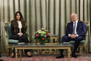 Κίμπερλι Γκίλφοϊλ: Ποιος είναι ο 19χρονος γιος της, Ρόναν Βίλενσι - Θα μείνει μόνιμα μαζί της στην Αθήνα [εικόνες] - εικόνα 2